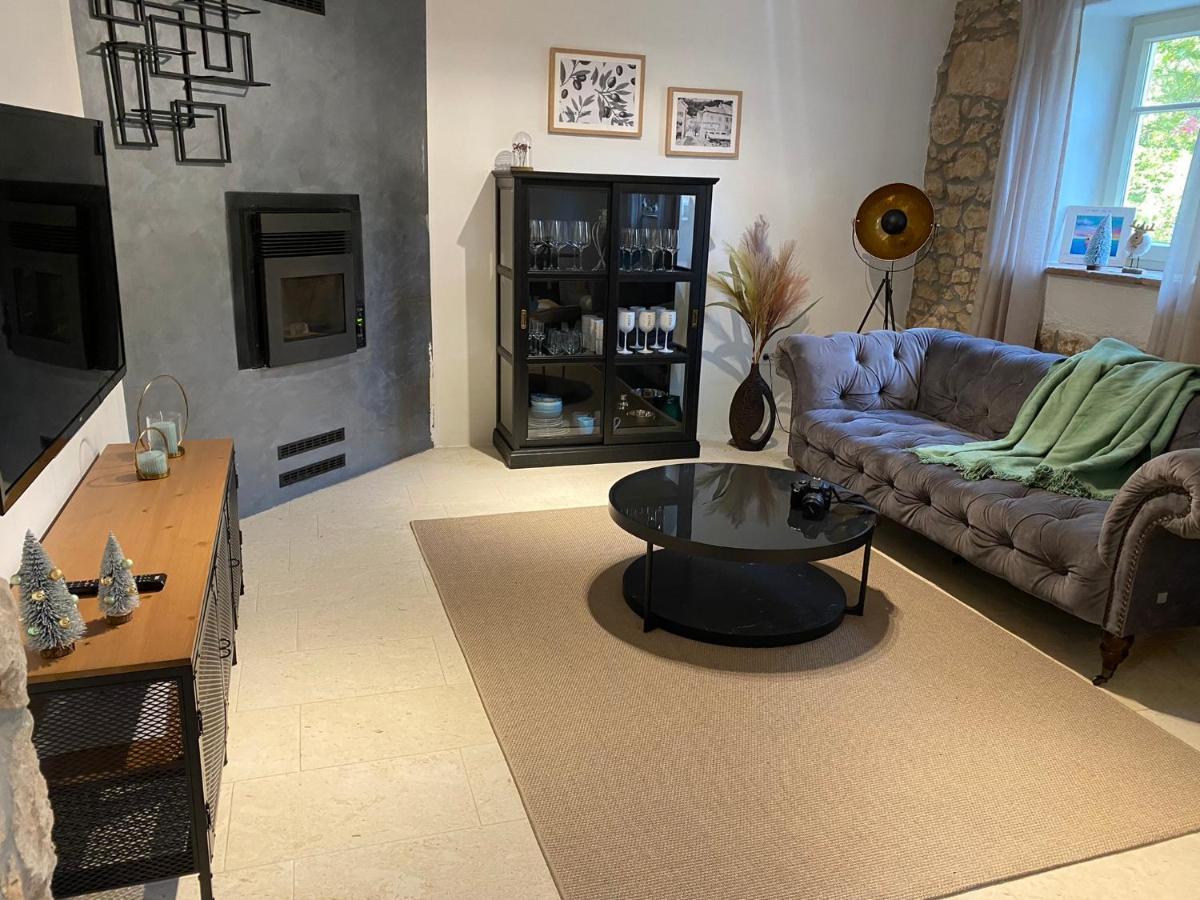 Wellness House Oliva With Heated Salt Water Pool, Sauna & Jakuzzi Labin  Kültér fotó